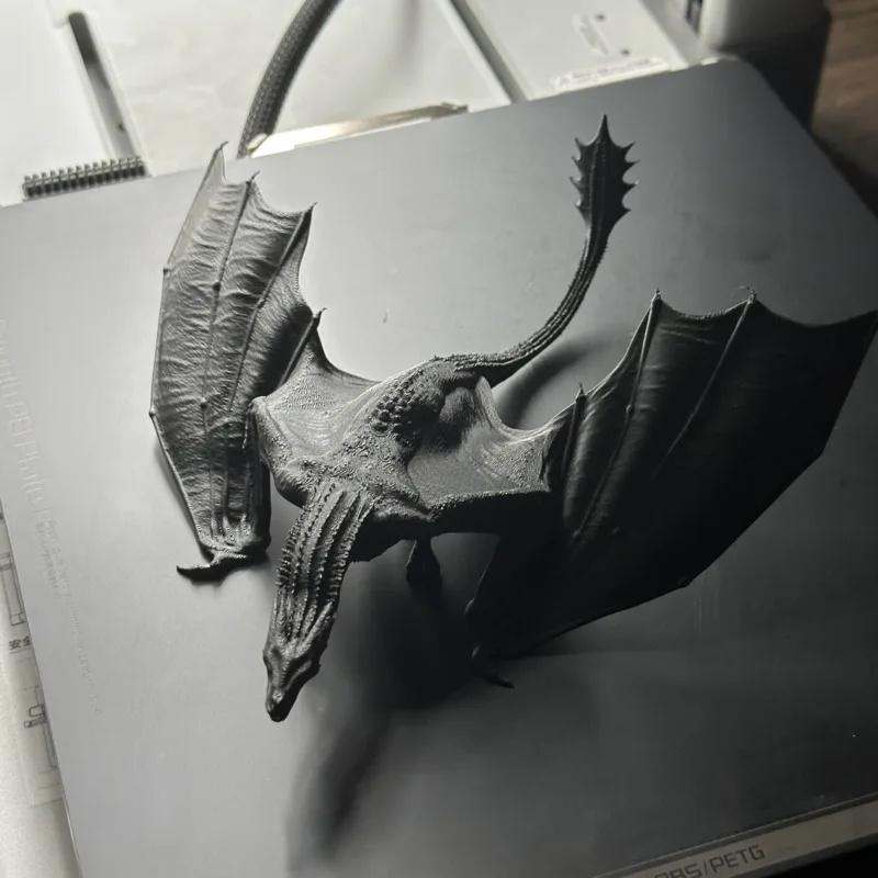 3D Printing Article - 3D-geprint drakenmodel hars vliegende draak beeldje